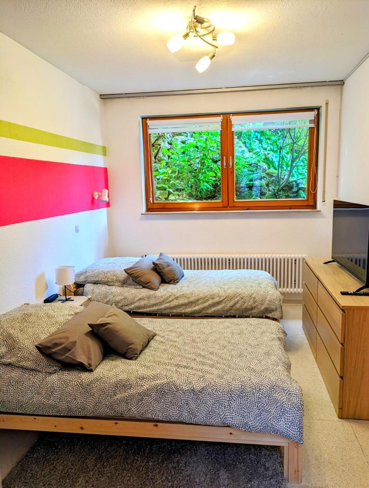 4 Zimmer Geraeumige Und Ruhig Gelegene Ferien- Und Monteurwohnung Nur Fuer Sie Allein Aujvari Vermietungen Spiegelberg Exterior foto
