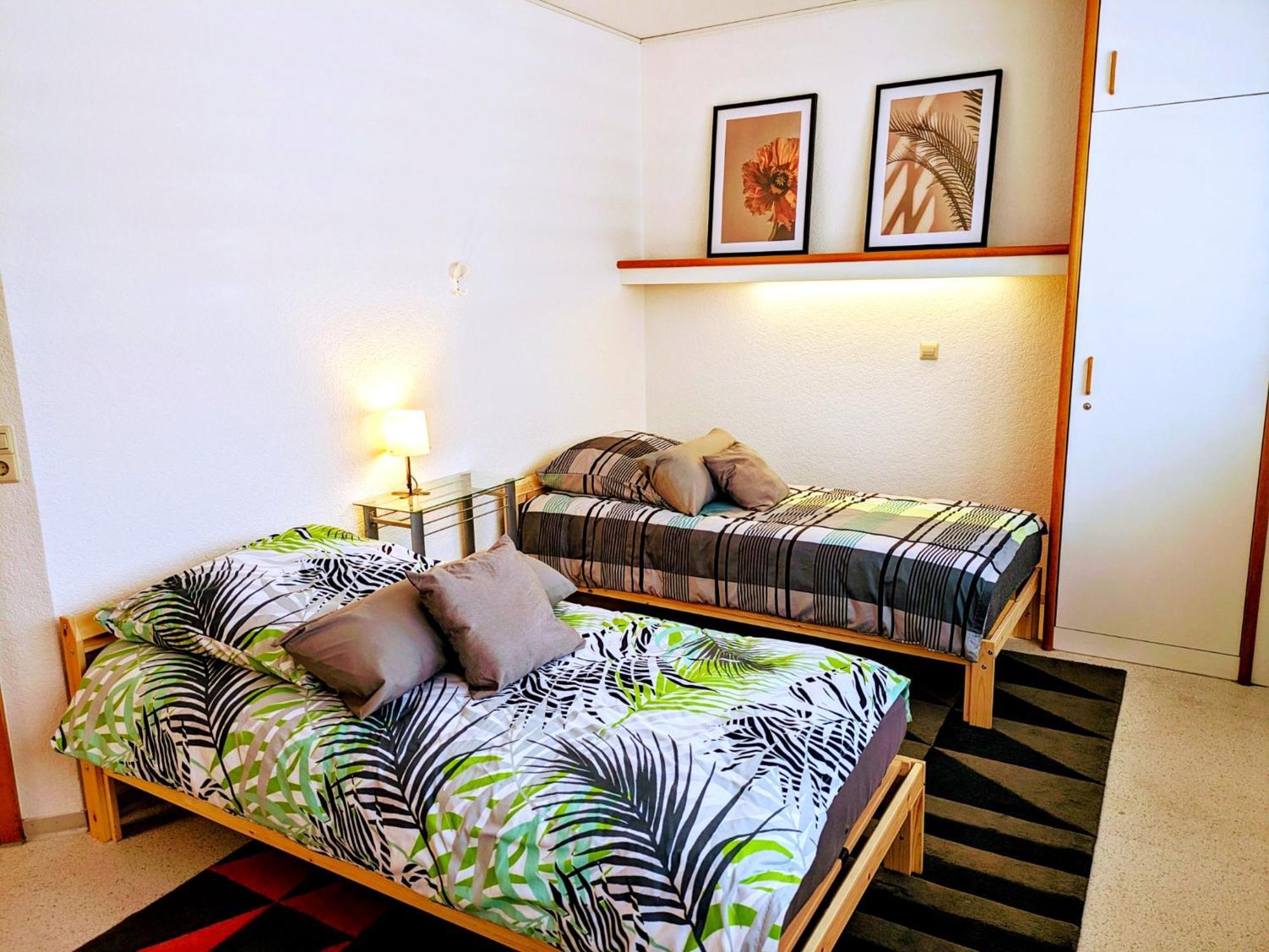 4 Zimmer Geraeumige Und Ruhig Gelegene Ferien- Und Monteurwohnung Nur Fuer Sie Allein Aujvari Vermietungen Spiegelberg Exterior foto