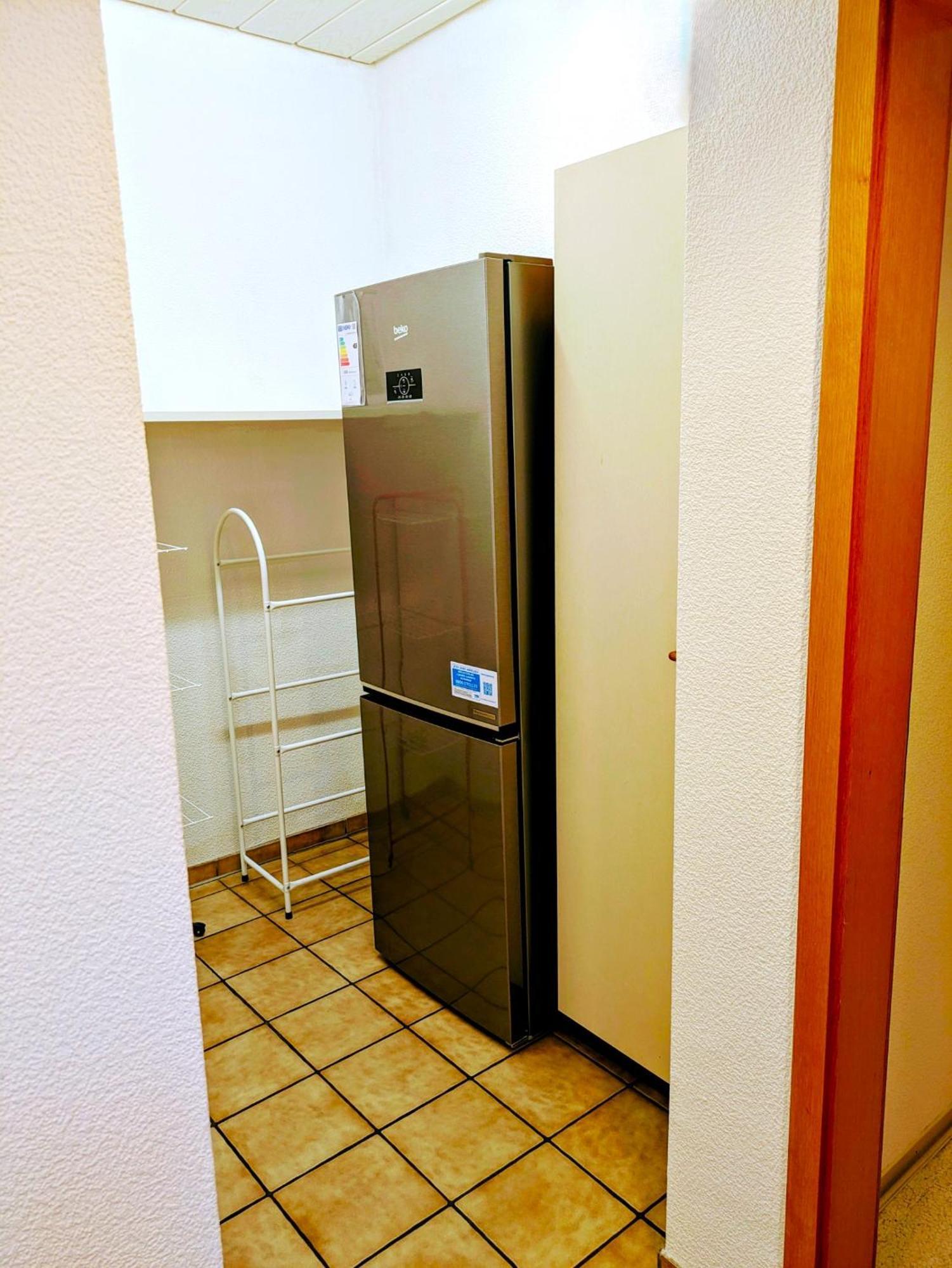 4 Zimmer Geraeumige Und Ruhig Gelegene Ferien- Und Monteurwohnung Nur Fuer Sie Allein Aujvari Vermietungen Spiegelberg Exterior foto